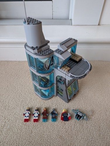 Lego marvel attack on - attack,